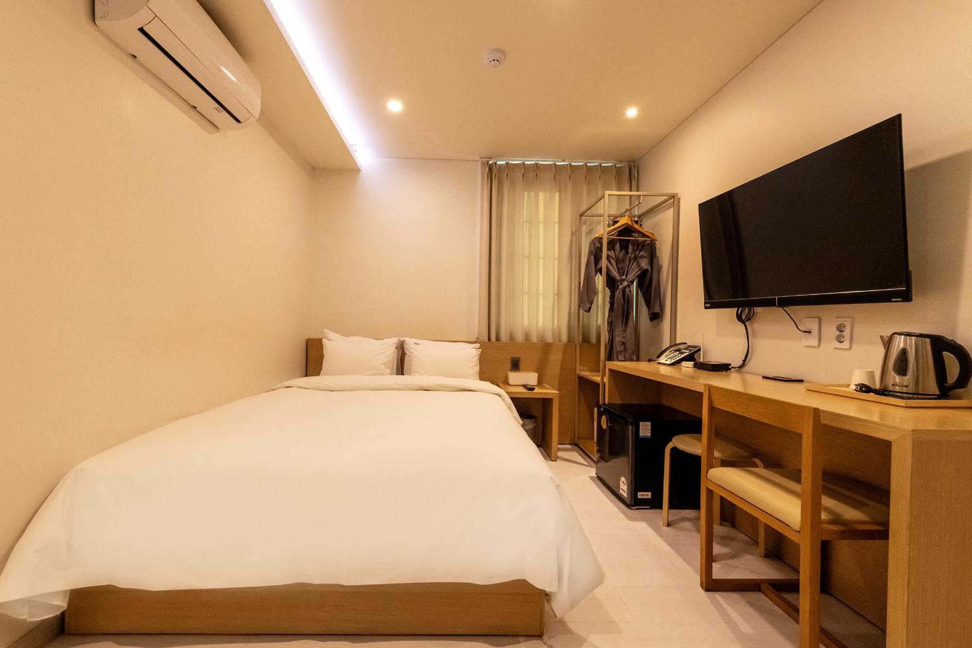 H Avenue Chuncheon Otel Dış mekan fotoğraf