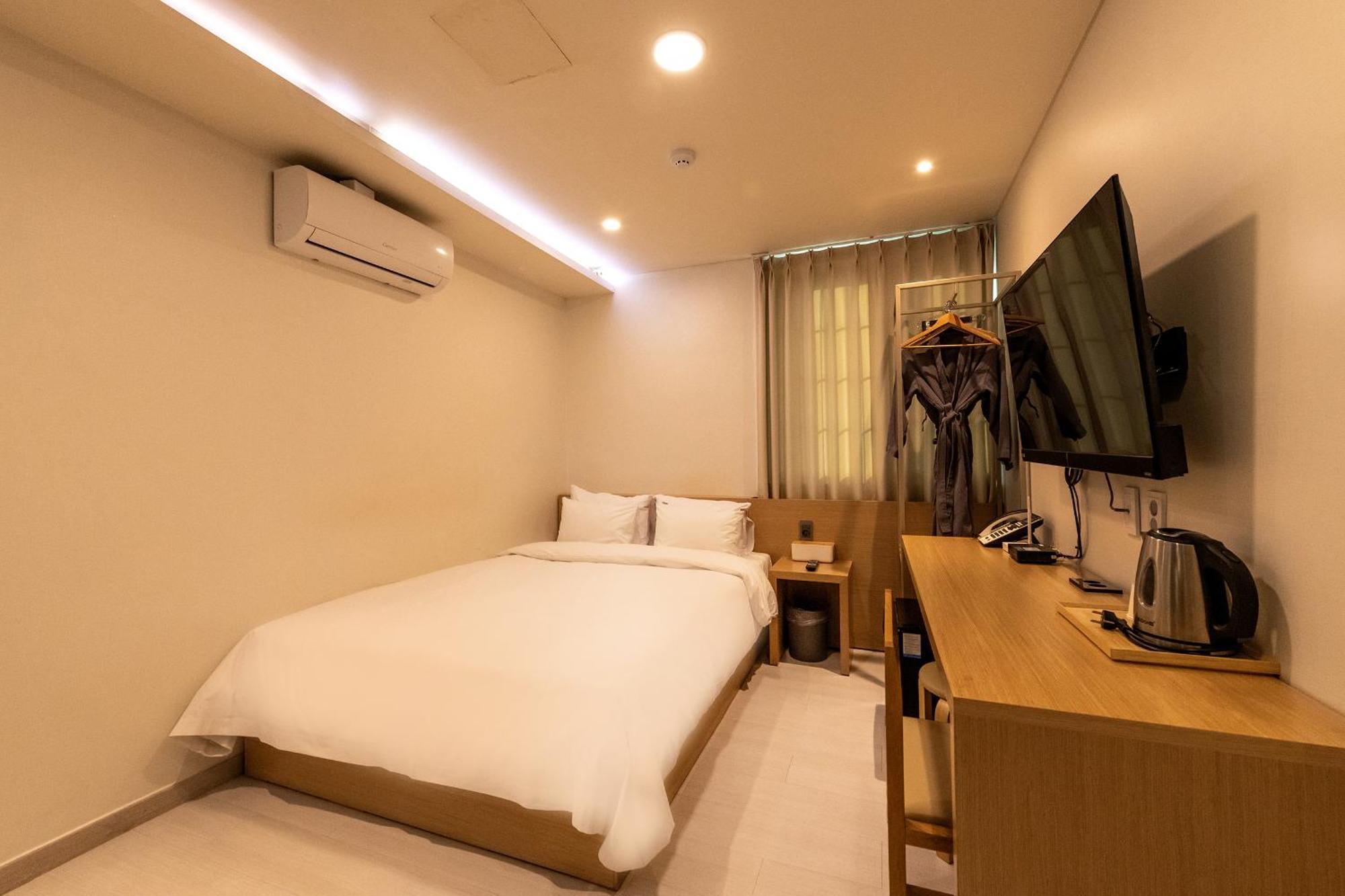 H Avenue Chuncheon Otel Dış mekan fotoğraf
